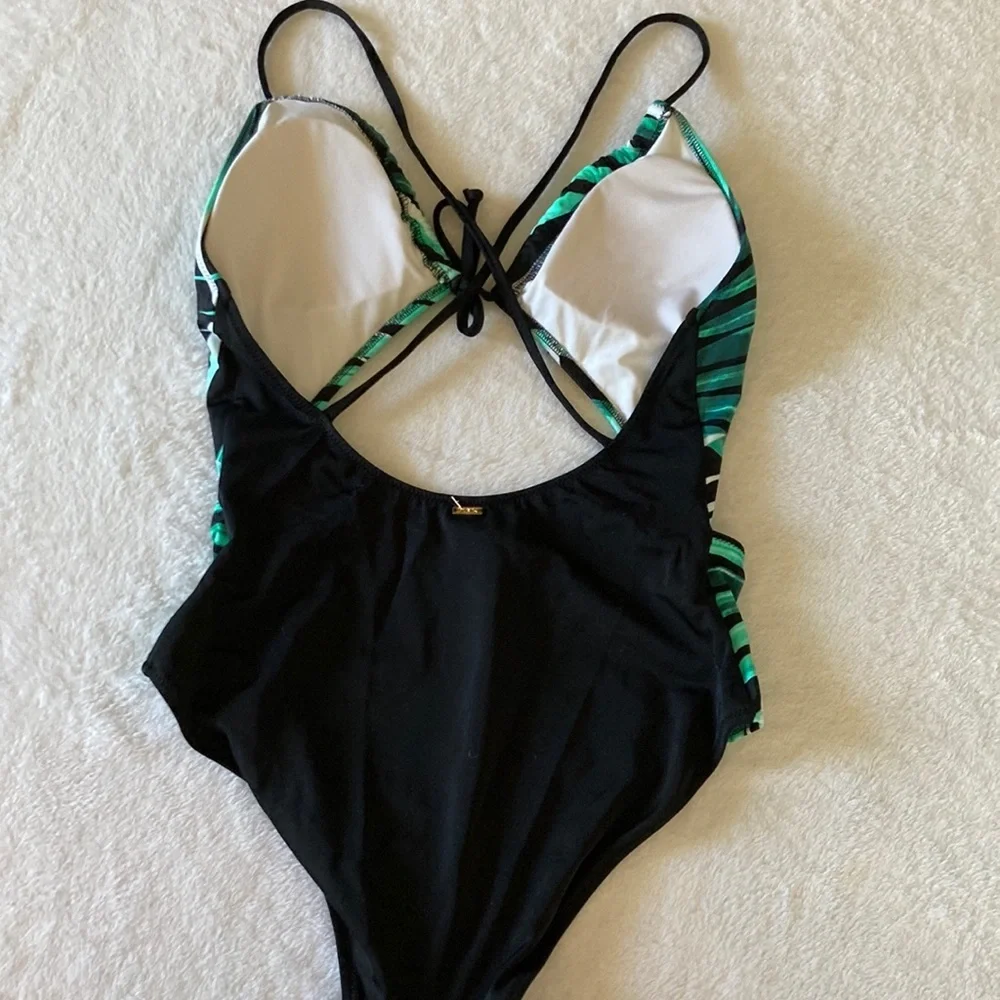 PINK NWOT Victoria’s Secret One Piece Bathing suit - Picture 3 of 6